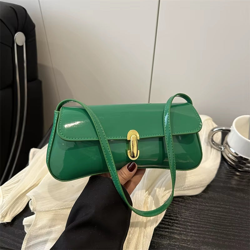 Women'S Vintage Faux Oiled Leather Flap Decor Shoulder Underarm Bag, Buckle Baguette Tote Bag Suitable for Dating, Outing, Party